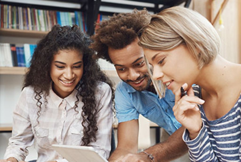 আপনার যদি নিজের একটি মোবাইল ডিভাইস থাকে তাহলেই আমাদের ডিজিটাল Affiliate প্রোগ্রামে নিবন্ধন করতে পারবেন